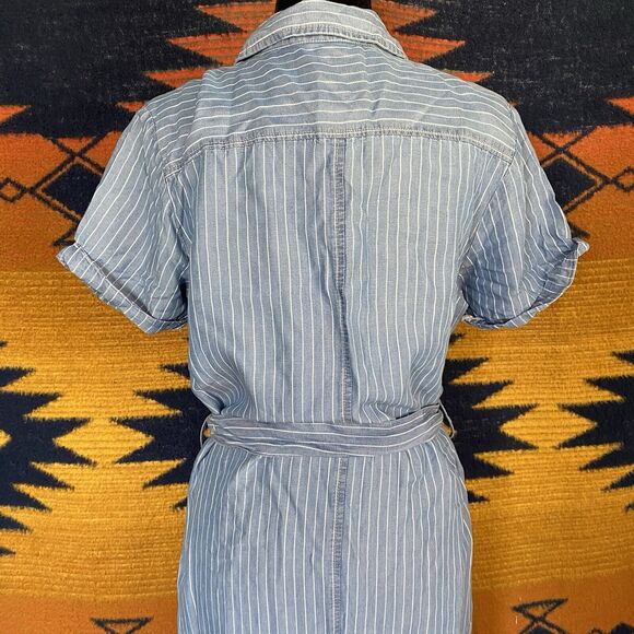 NWT Nordstrom’s Velvet Heart Button Up Collared Dress. Pockets. Size Medium. - Picture 3 of 16